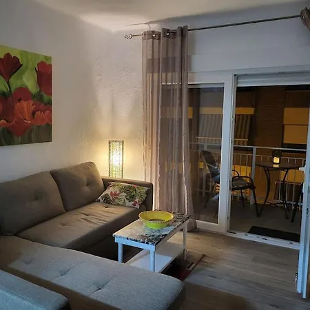 Central Apartment Торевьиа