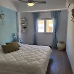 Central Apartment شقة